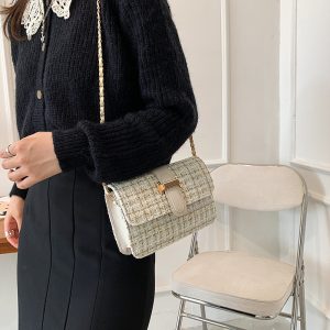 null Shoulder Bag