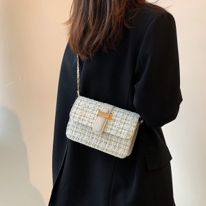 null Shoulder Bag