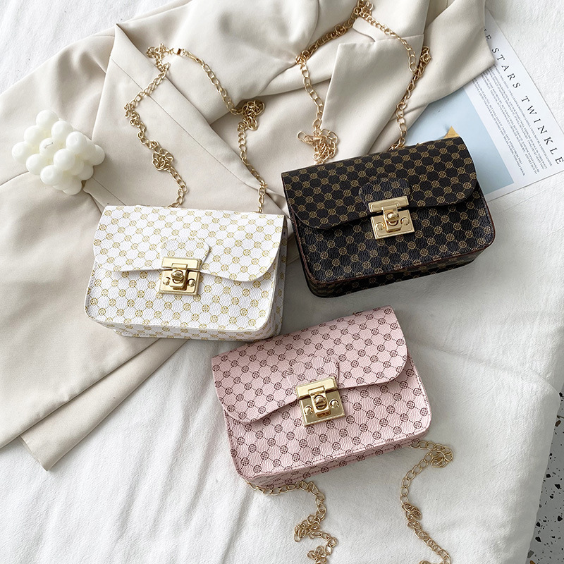 null Shoulder Bag