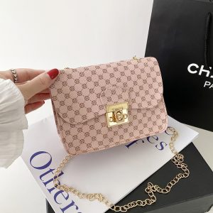 null Shoulder Bag