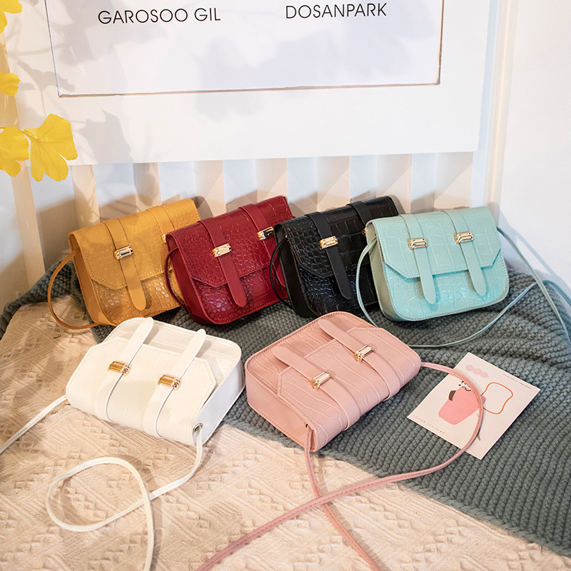 null Shoulder Bag
