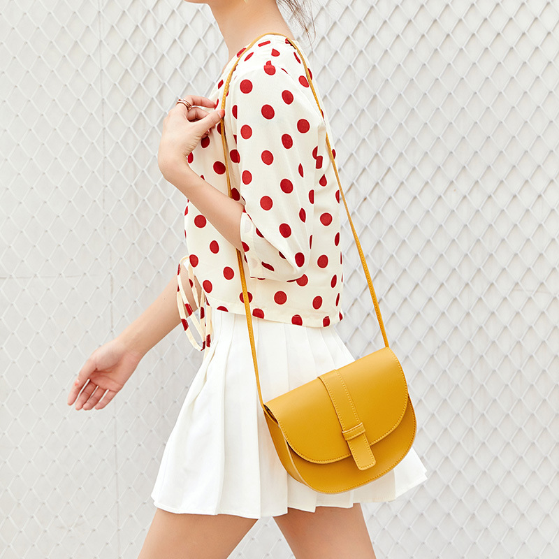 null Shoulder Bag