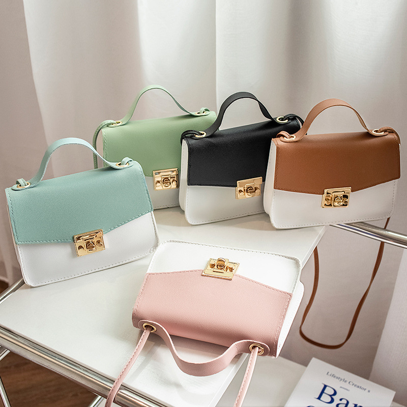 null Shoulder Bag