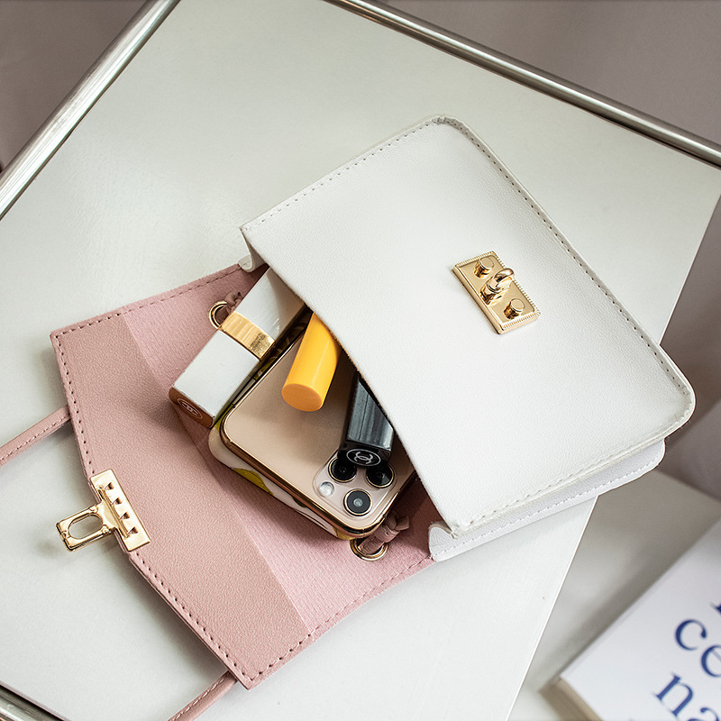 null Shoulder Bag
