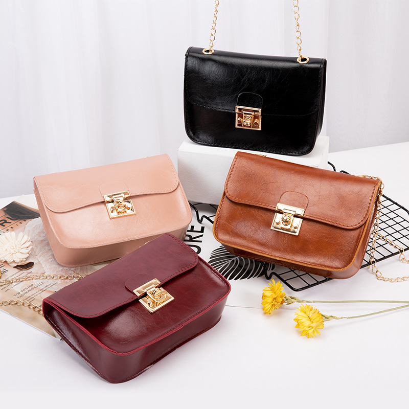 null Shoulder Bag