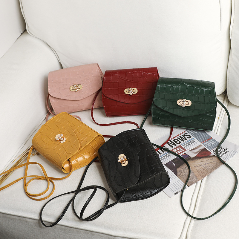 null Shoulder Bag