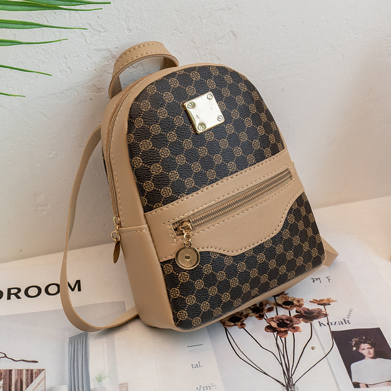 null Shoulder Bag