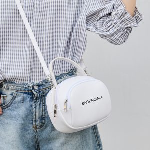 null Shoulder Bag