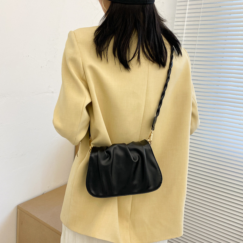 null Shoulder Bag