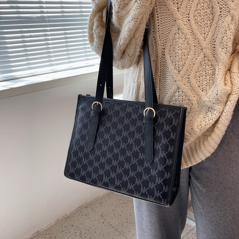 null Tote Bag