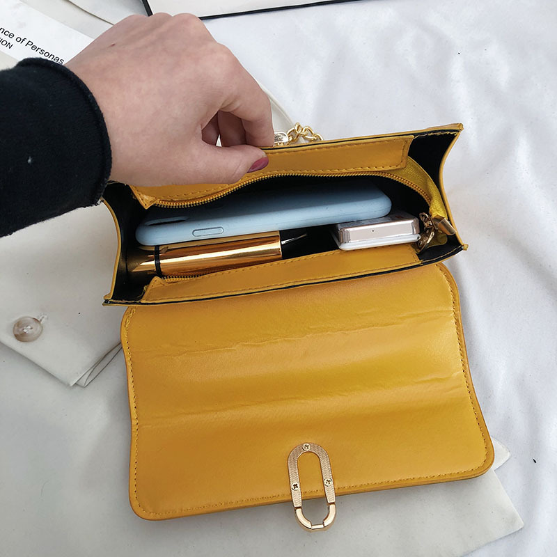 null Shoulder Bag