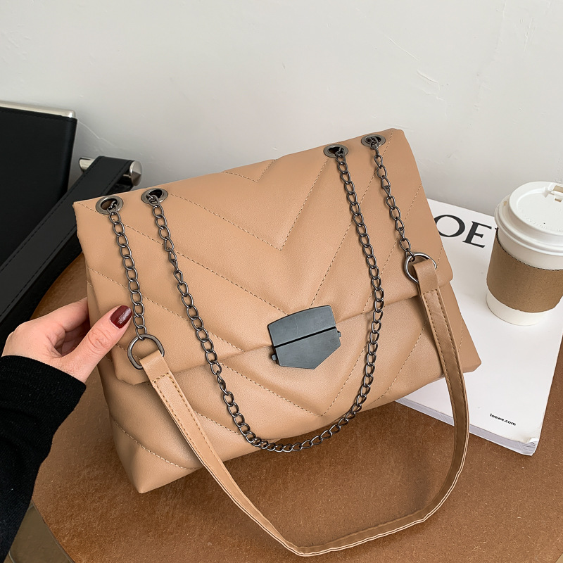 null Shoulder Bag