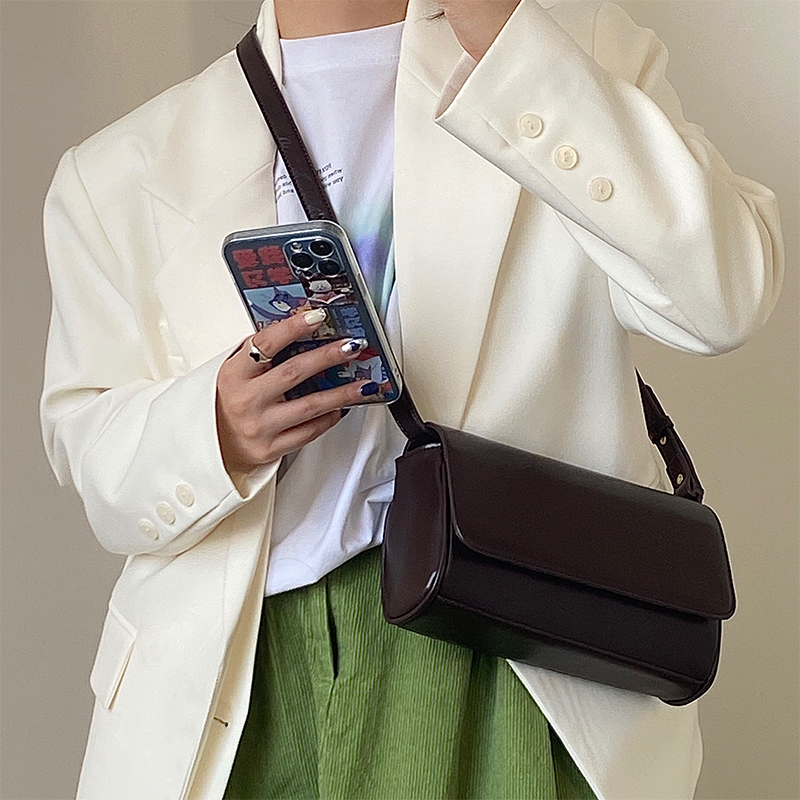 null Shoulder Bag