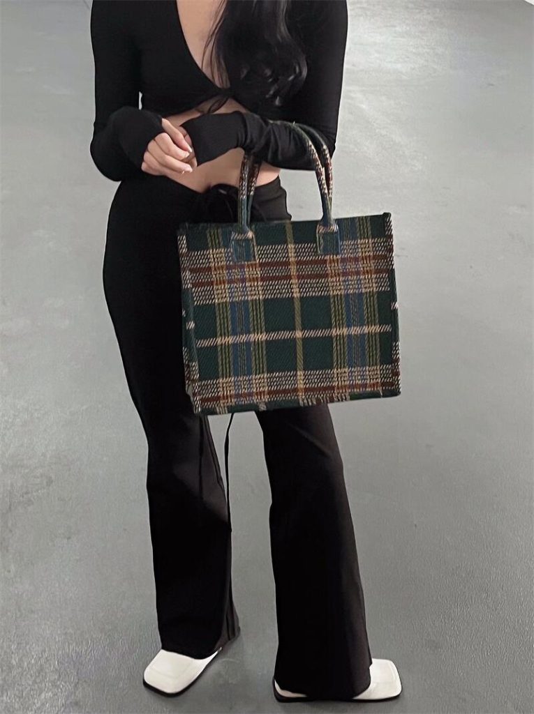 null Tote Bag