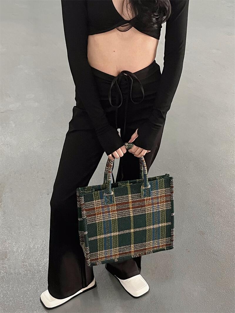 null Tote Bag