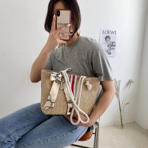 null Shoulder Bag