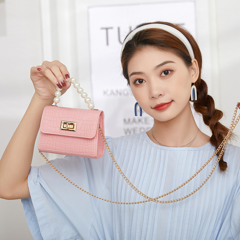 null Shoulder Bag