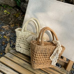 null Shoulder Bag