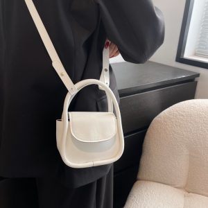 null Shoulder Bag