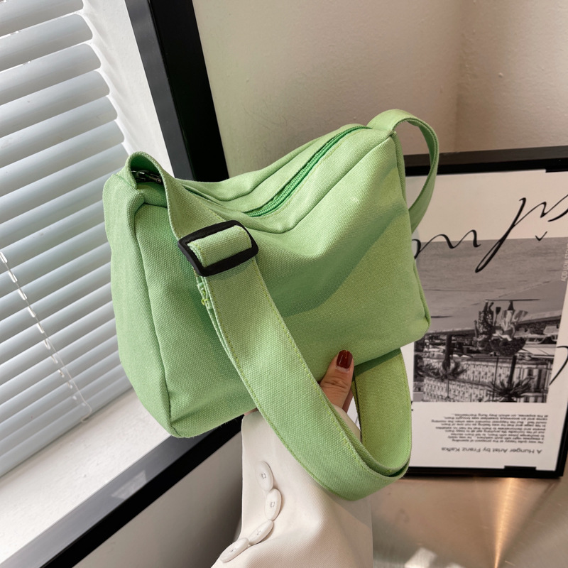null Shoulder Bag