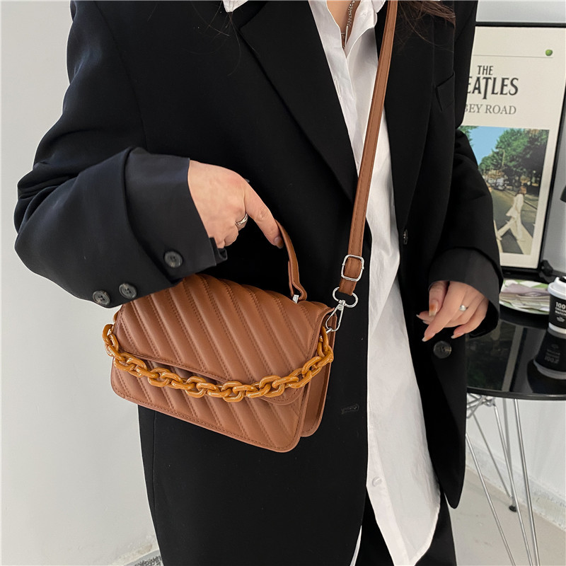 null Shoulder Bag