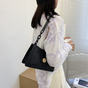 null Shoulder Bag