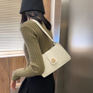 null Shoulder Bag
