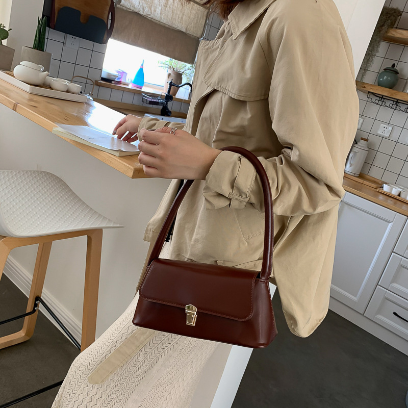null Shoulder Bag