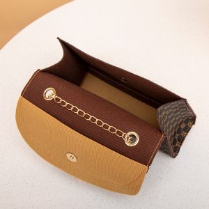 null Shoulder Bag