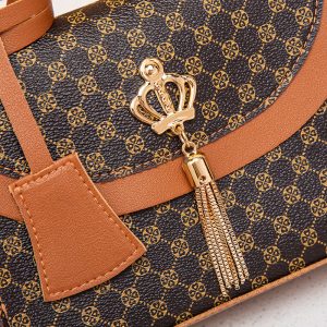 null Shoulder Bag