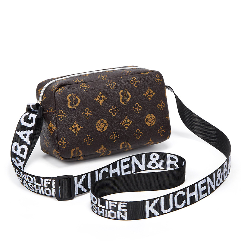 null Shoulder Bag