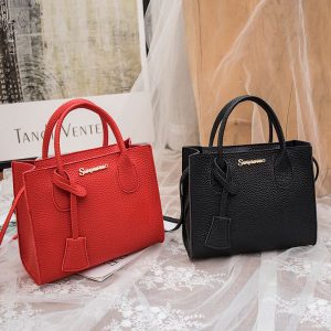 null Shoulder Bag