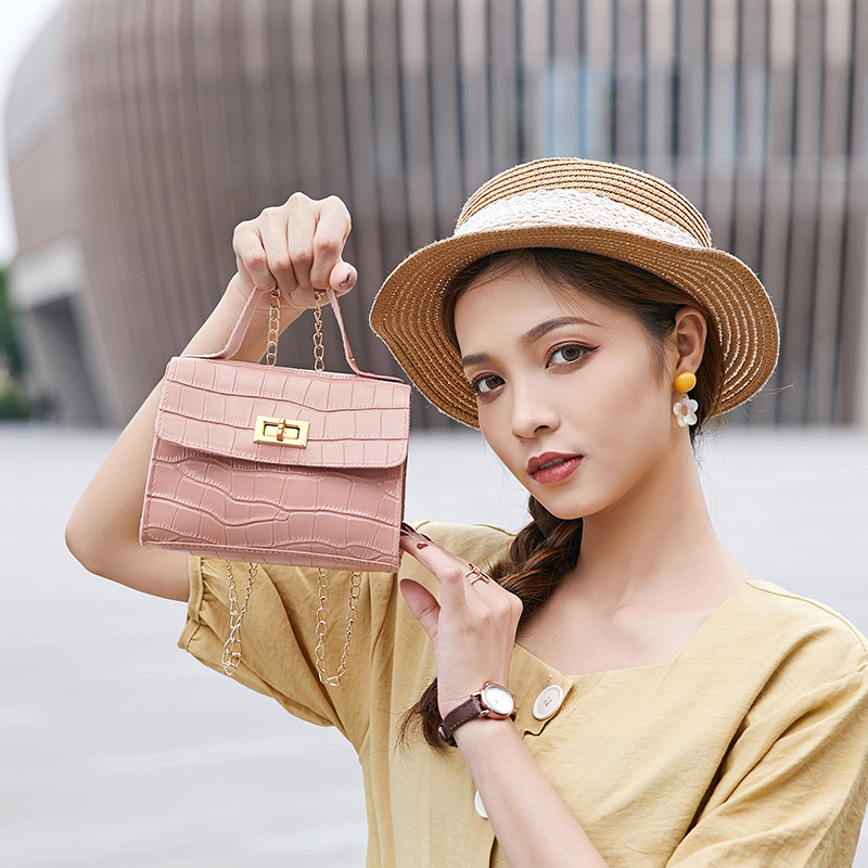 null Shoulder Bag