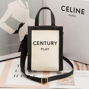 null Shoulder Bag