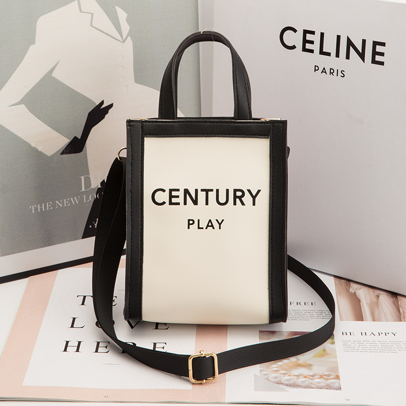 null Shoulder Bag