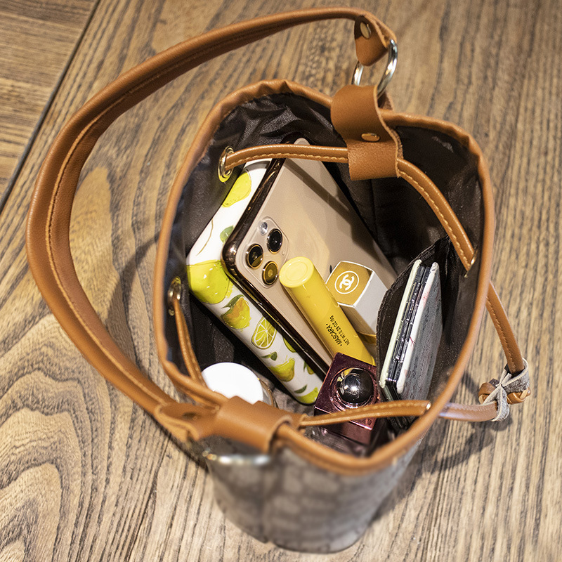 null Bucket Bag
