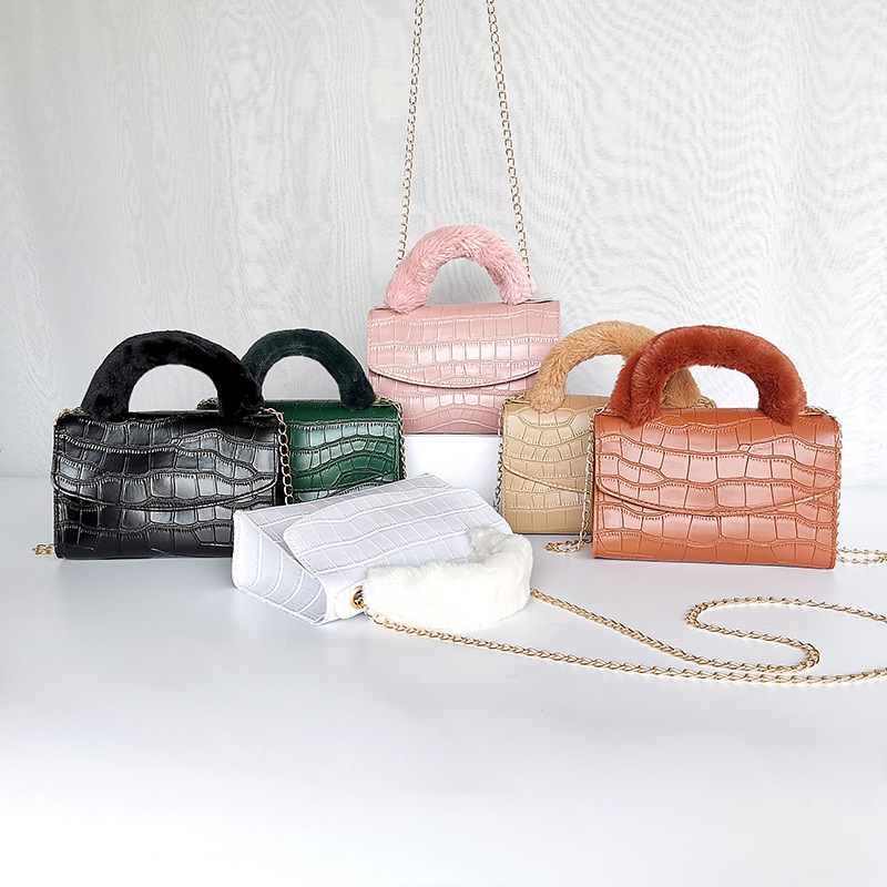 null Shoulder Bag