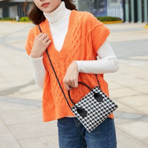 null Shoulder Bag