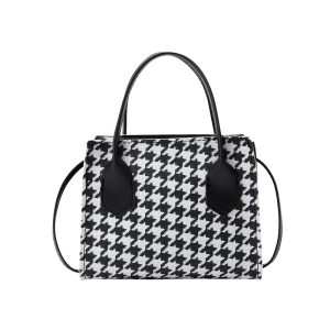 null Shoulder Bag