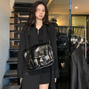null Shoulder Bag