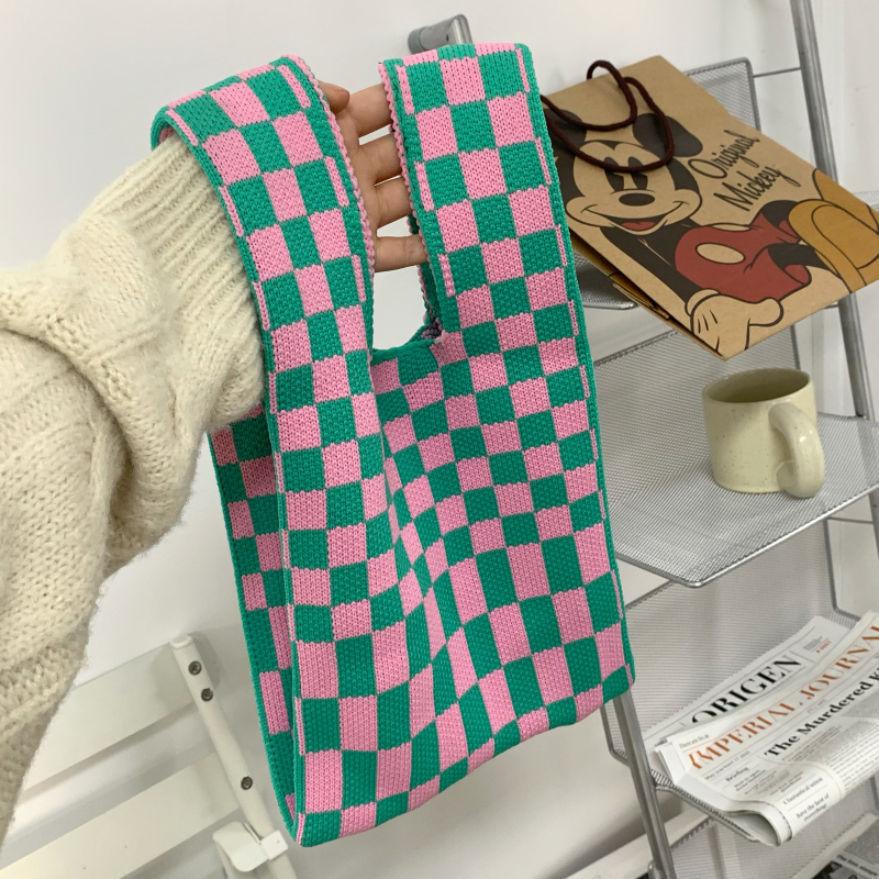 null Shoulder Bag