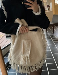 null Shoulder Bag