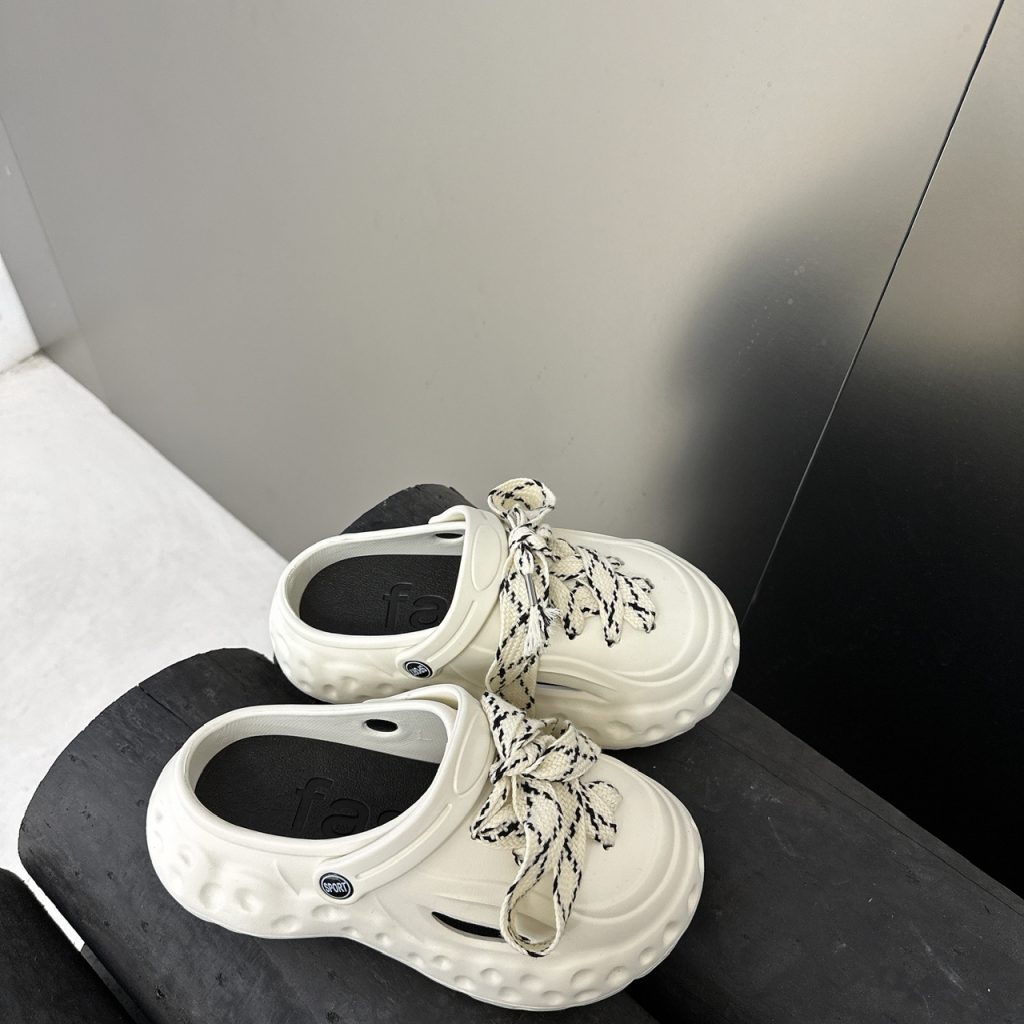 null Sandals