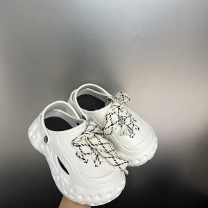 null Sandals