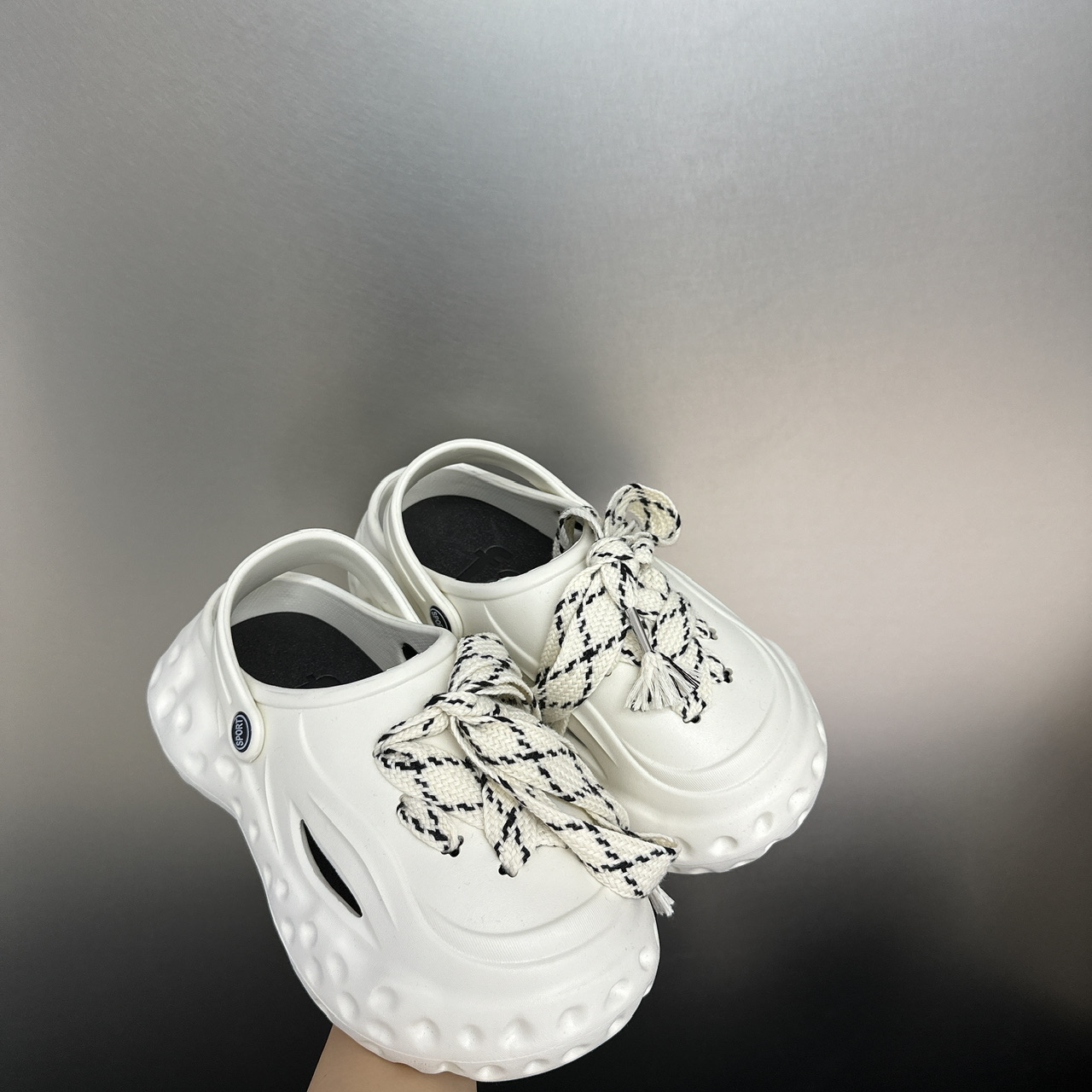 null Sandals