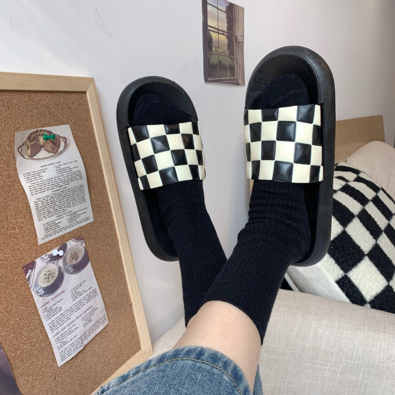 null Sandals