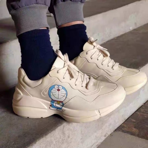 null Sneakers