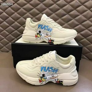 null Sneakers