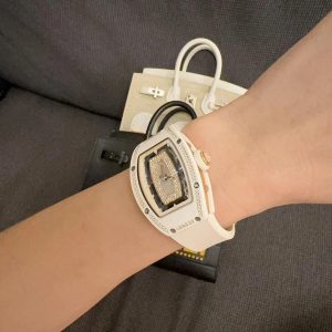 null Watch in Black
