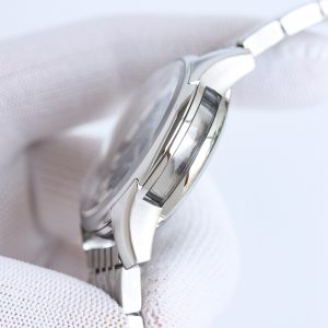 null Watch